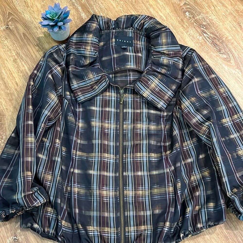 Tribal 3/4 sleeve jacket